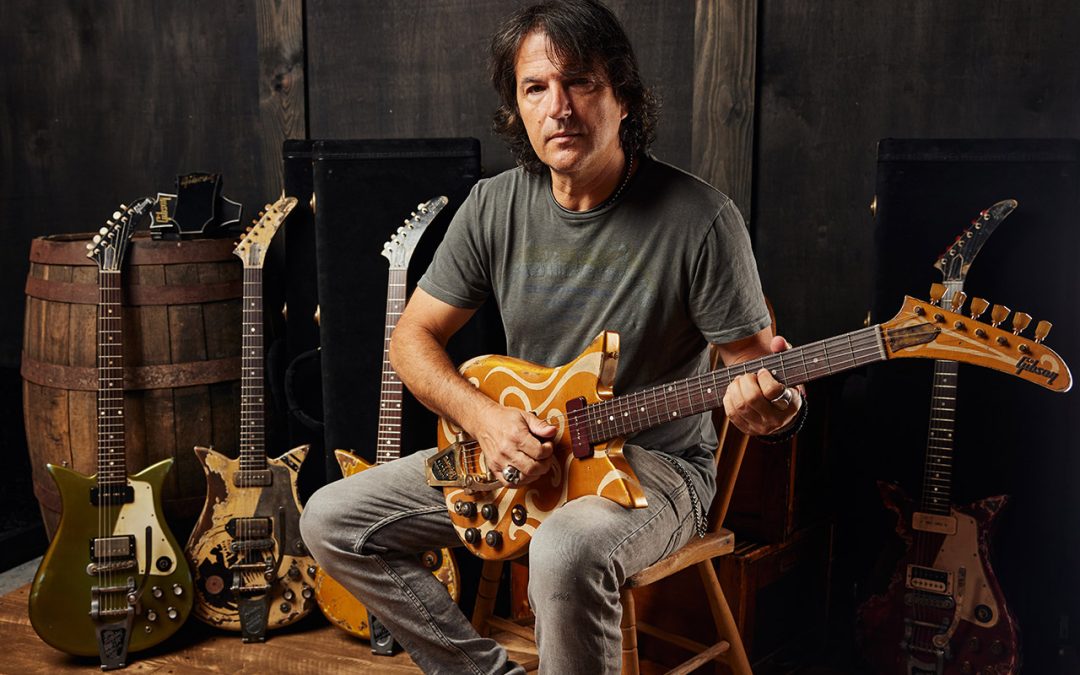 Leo Scala unveils 10 new Theodore Retroliner models in the Gibson Custom Master Artisan Collection