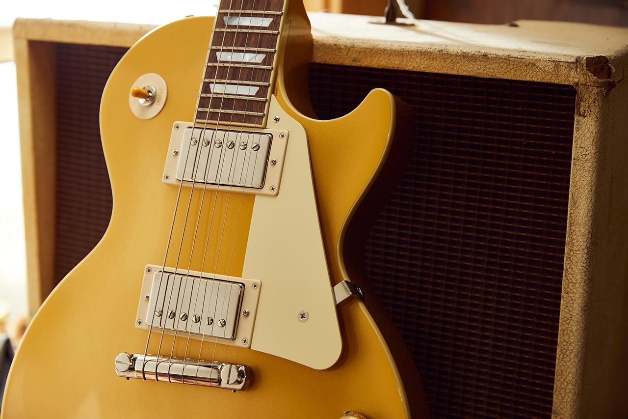 Epiphone Tak Matsumoto 1955 Les Paul Standard—a guitarist's dream ...