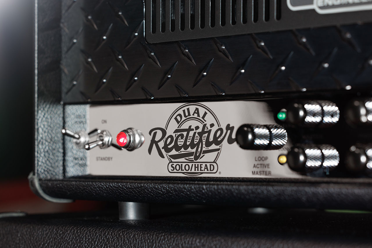 MESA/Boogie 90s Dual Rectifier Black Bronco Vinyl, Black Diamond Plate Grille, Black/Chrome Handle & Leather Corners